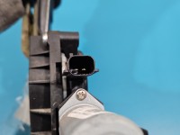 Podnośnik przód prawy Fiat Tipo II 15- Producent części: FIAT, Europejska, 2PIN 00520728560 4d sedan