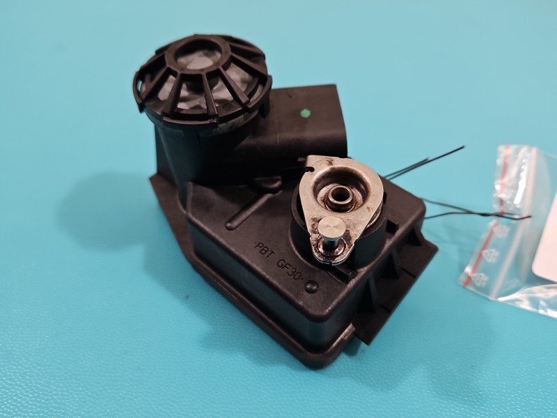 Nastawnik klap kolektora Bmw X3 e83 7003601 3.0d