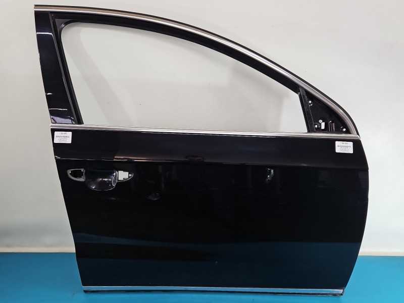 DRZWI PRZÓD PRAWE PASAŻERA Vw Passat B7 5d LC9X