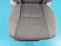 Fotel prawy przód pasażera Toyota Rav4 II 00- 5d EUROPA