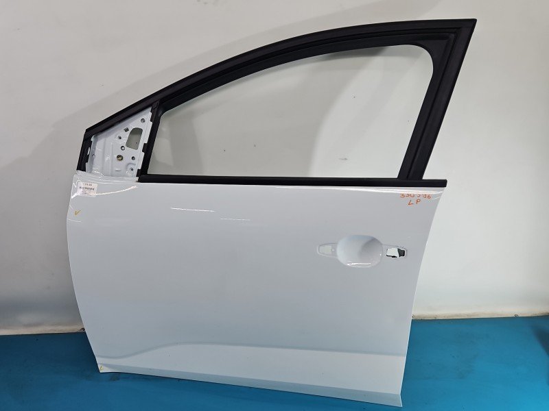 DRZWI PRZÓD LEWE KIEROWCY Dacia Sandero III 20- 5d DV369