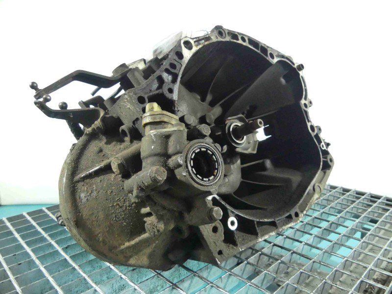 Skrzynia biegów 20DL72 Peugeot 206 1.9d