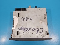 Radio fabryczne Renault Clio III 8200633623B radioodtwarzacz