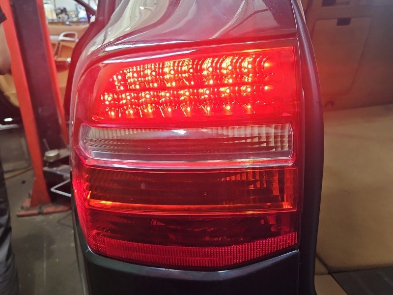 Lampa tył lewa Porsche Cayenne I HB Lampa tył lewa Porsche Cayenne I HB