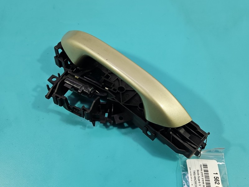 Klamka przód prawa zewnętrzna Skoda Superb IV 5H0837886C