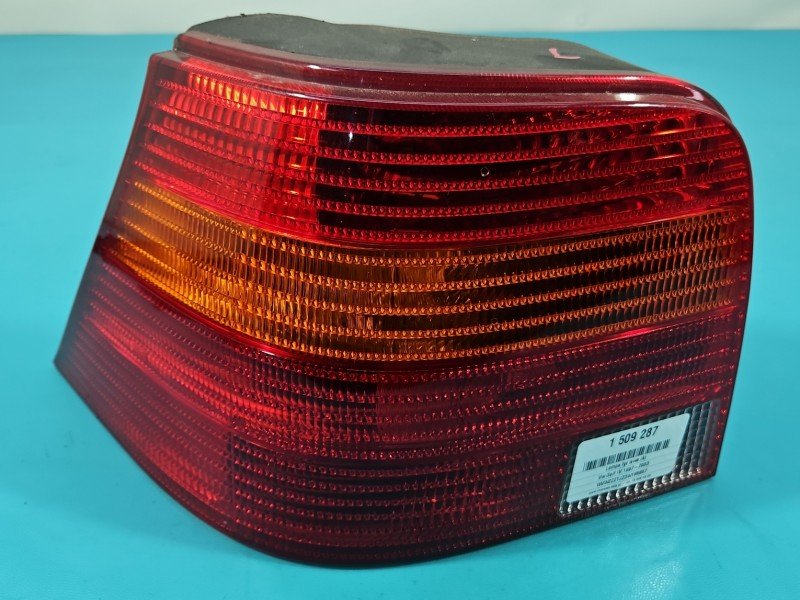 Lampa tył lewa Vw Golf IV HB