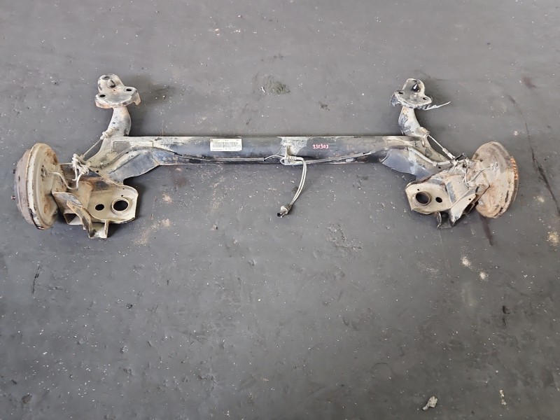 Tylna belka oś tył Ford Fiesta Mk6 1.4 tdci Tylna belka oś tył Ford Fiesta Mk6 1.4 tdci