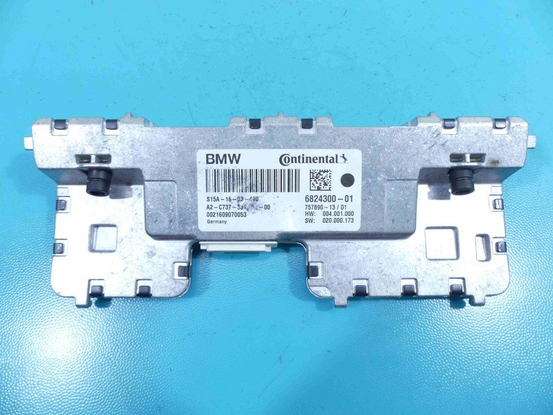 Kamera przód radar BMW 7 G11 G12 6824300 Kamera przód radar BMW 7 G11 G12 6824300
