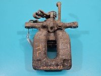 Zacisk tył lewy Opel Astra V K 1.5 cdti HB