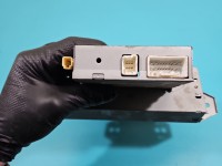 Wyświetlacz Toyota Avensis II T25 86110-05020 monitor