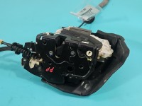 Zamek przód prawy AUDI A8 D4 4H EUROPA Europejska, Z dociągiem zamek 7+3pin. Dociag 2 pin 4F0837060