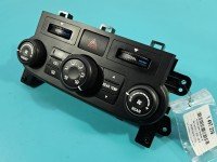 Konsola panel nawiewu Kia Carnival II 05-14 97250-4DXXX