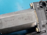 Podnośnik przód lewy SZYBY WINDA 5WK47002ABF Audi A4 B6 Europejska 4d sedan