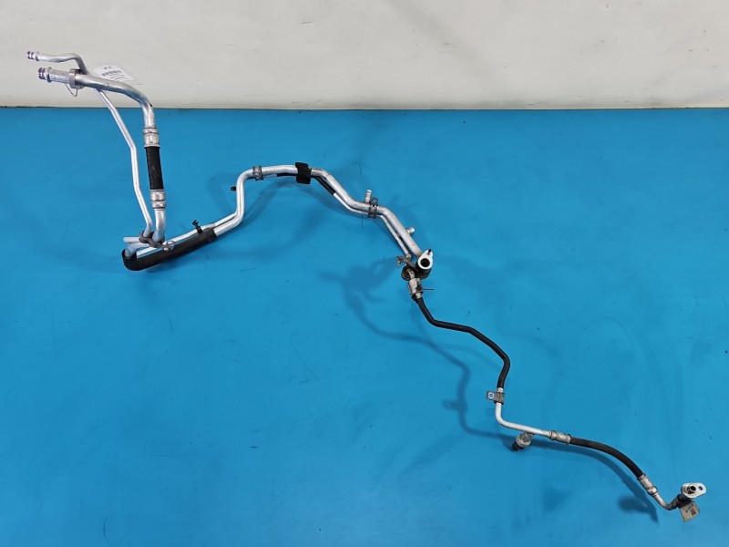 Przewód klimatyzacji rurka Jaguar XE X760