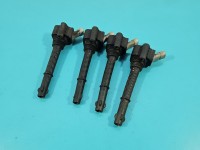 Cewka zapłonowa Alfa romeo Giulietta 0221504036 1.4 T BOSCH 4szt