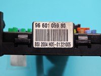 Skrzynka bezpieczników Peugeot 307 21676031-5B, 28113346-8A