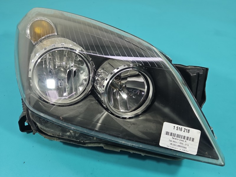 Reflektor prawy lampa przód Opel Astra III H EUROPA