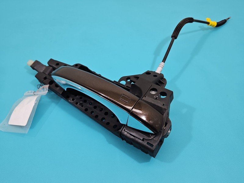 Klamka tył prawa zewnętrzna AUDI A6 C7 4H0837886