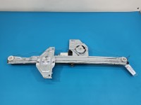 Podnośnik przód lewy SZYBY WINDA Peugeot Partner II 6PIN Pęknięcie przy mechanizmie podnoszenia mocującej szybę 5d HB