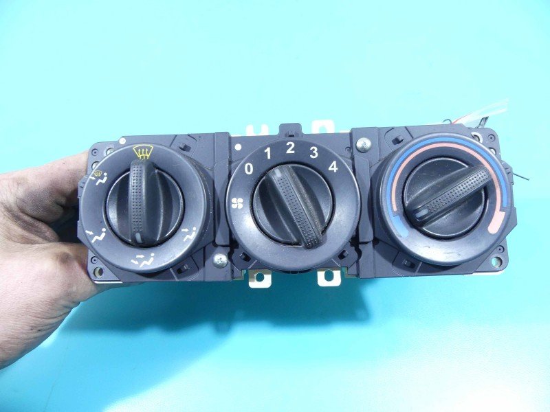 Konsola panel nawiewu Honda Civic VII 79500-S6D-G010-M1
