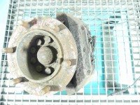 Zacisk przód prawy Iveco Daily IV 06-14 3.0 HPT (F1CE0481H)