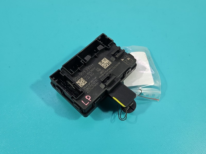 Sterownik moduł Europejska, drzwi lewy przód Skoda Octavia IV 5Q4959393H