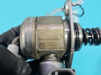 pompka Pompa paliwa Vw Passat B8 1.4 tsi 0261520573, 7004488519 Volkswagen, 2 PIN