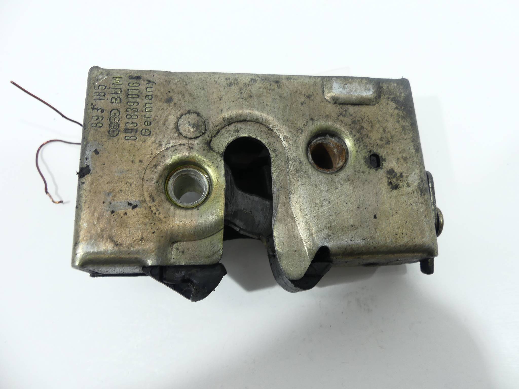 Zamek tył prawy Audi 80 B3