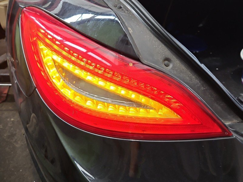 Lampa tył lewa Mercedes CLS II C218 10- sedan Lampa tył lewa Mercedes CLS II C218 10- sedan