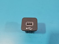Gniazdo USB Jeep Renegade 14- 735600659