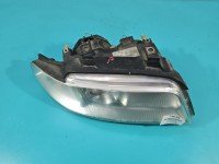 Reflektor prawy lampa przód Audi A4 B5 EUROPA