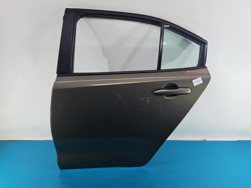 Drzwi tył lewe Toyota Corolla E21 19- sedan 4d 6x1