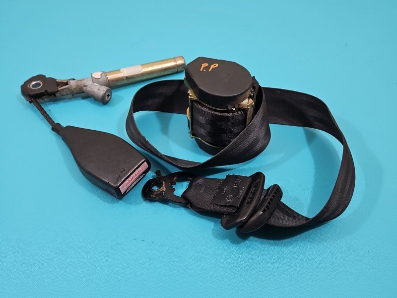 Pas bezpieczeństwa przód prawy pasażera Renault Trafic II