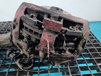 Zacisk przód prawy Audi A8 D2 4.2 V8