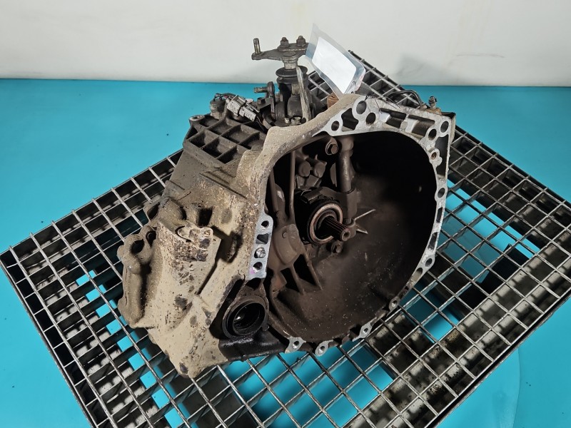 Skrzynia biegów Toyota Yaris II 1.0 vvti