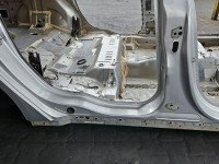 Próg prawy SŁUPEK ŚRODKOWY B Ford Fusion USA 2012-2020 sedan 4d srebrny