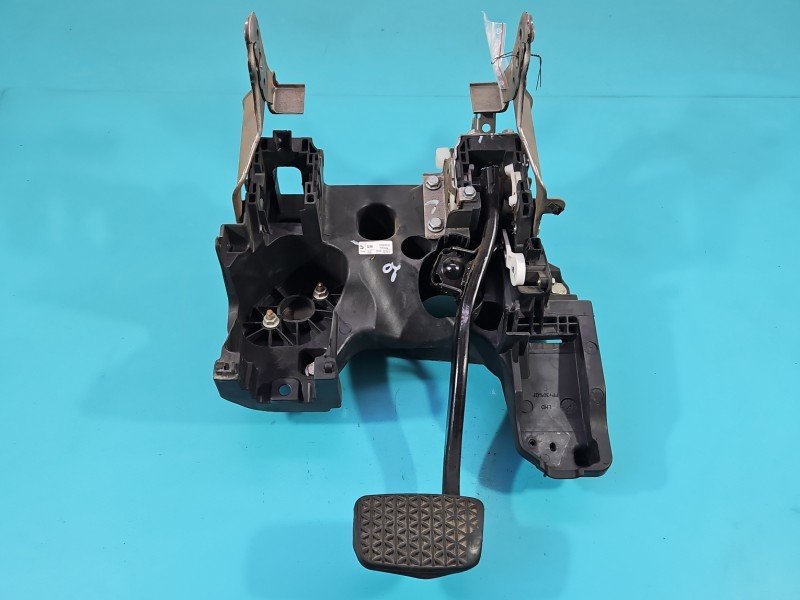 Pedał pedały Opel Insignia A hamulca sprzęgła Pedał pedały Opel Insignia A hamulca sprzęgła