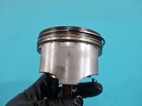 Tłok Suzuki Grand Vitara II 2.0 16V (J20A) 140KM