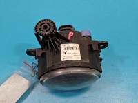 Halogen prawy Mitsubishi Outlander II 89208357, 8321A429