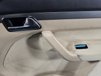 Tapicerka drzwi przód prawa boczek Vw Touran I