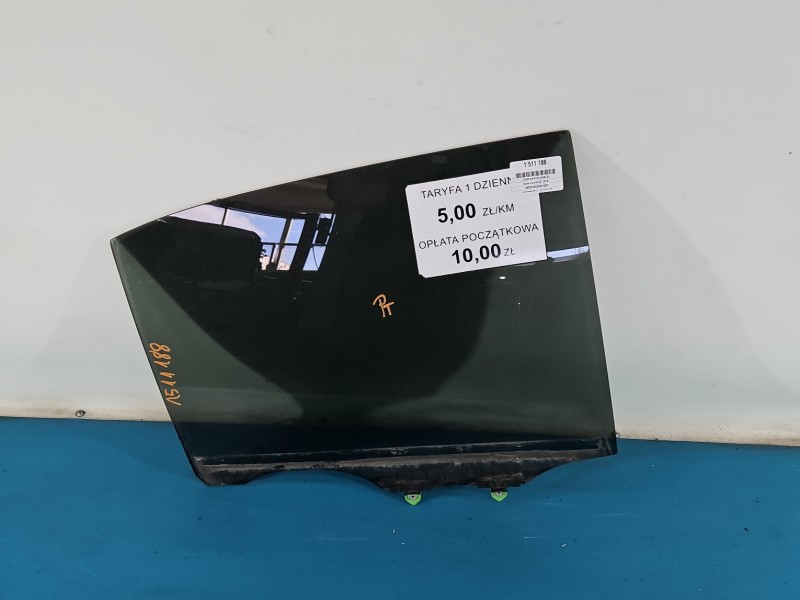 Szyba drzwi tył prawa Toyota Corolla E21 19- sedan