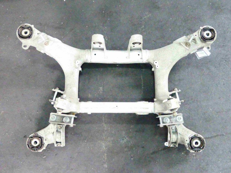 Tylna belka oś tył BMW 7 G11 G12 3.0d Tylna belka oś tył BMW 7 G11 G12 3.0d