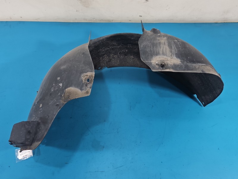 Nadkole przód lewe Vw Passat B6 3C0805977