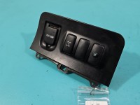 Gniazdo zapalniczki Toyota Land Cruiser 120 J120 58831-60020, 58831-60040