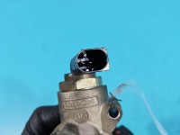 pompka Pompa paliwa Vw Golf V 1.4 FSI (BLN) 03C127025R Volkswagen, Benzyna, HITACHI 2PIN