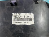 Licznik Fiat Grande Punto 51803120 1.4 8v wiel EUROPA