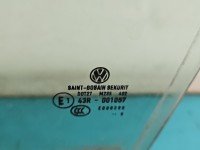 Szyba drzwi przód lewa Vw Caddy III 2K HB