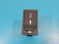 Gniazdo USB LEXUS CT 10-22 86190-76040