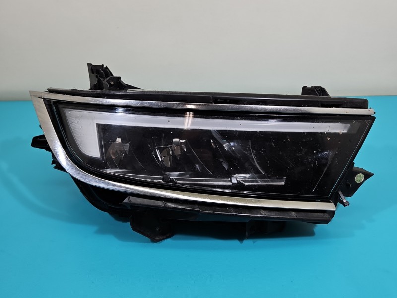 Reflektor prawy lampa przód Opel Astra VI L EUROPA