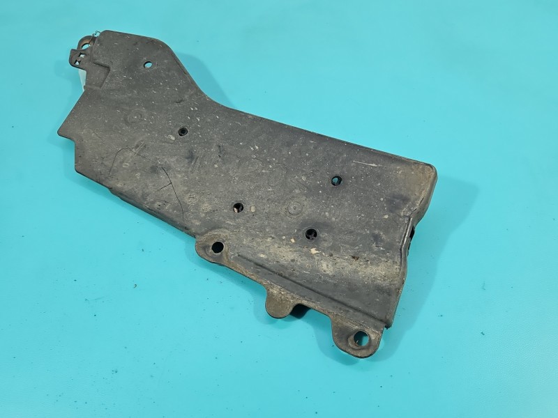 Osłona ZAŚLEPKA PLASTIK Renault Megane IV 748A08709R